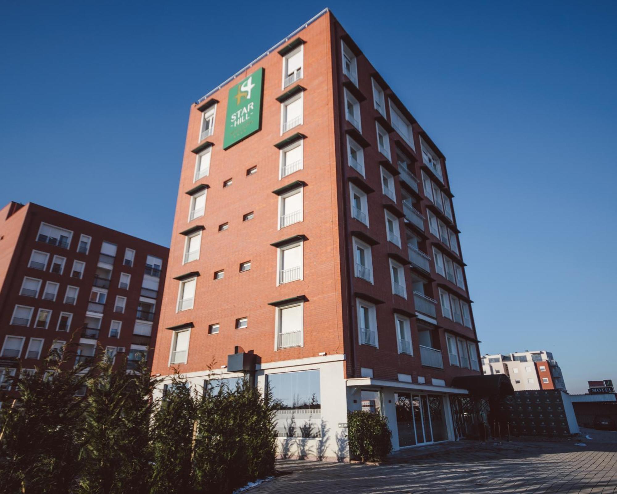 Star Hill Hotel Pristina Exteriör bild