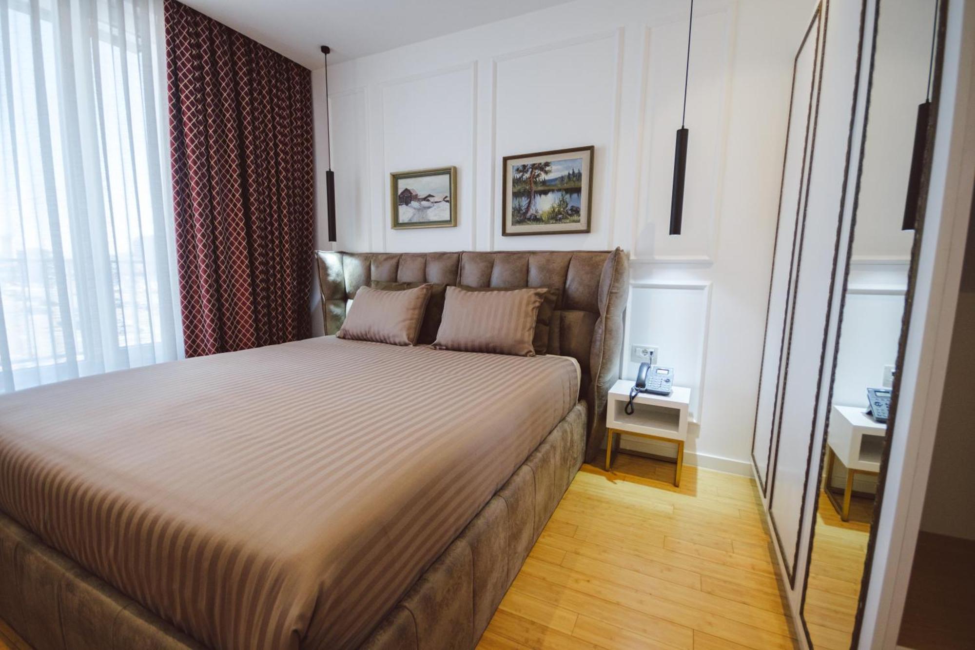 Star Hill Hotel Pristina Exteriör bild
